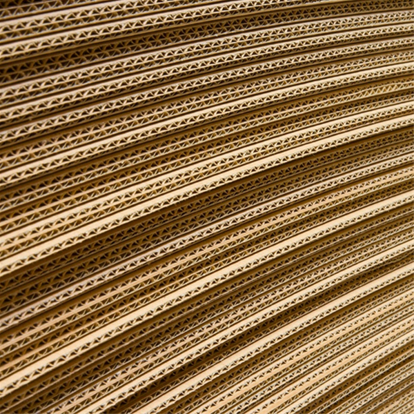 Prolo�ka z kartonu 3VVL 600x800mm